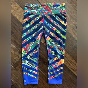 Athleta Women’s Kaleidoscope Sonar Capri Leggings- size Medium